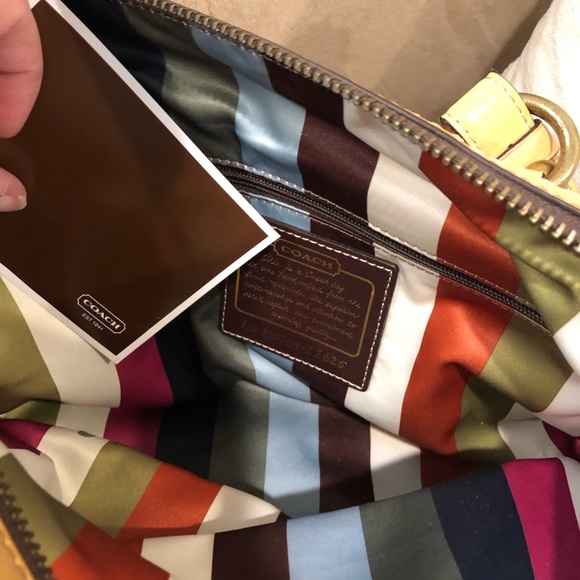 Coach Satchel - Picture 4 of 4